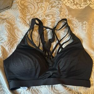 Victoria secret sports bra 34 C